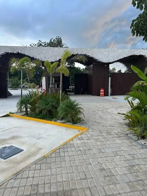 Cozy Getaway With Amazing Pool Daire Tulum Meksika